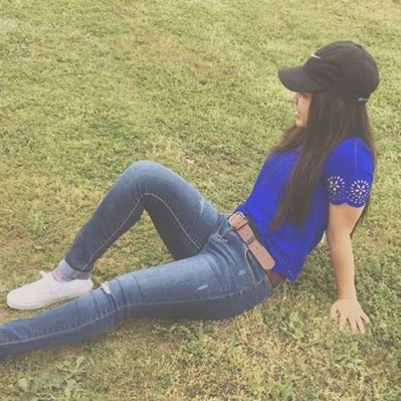 Meet your Posher, Sara - Picture 1 of 1